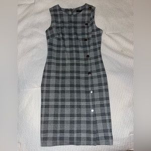 Tommy Hilfiger Sleeveless Plaid Dress with Gold Round Logo Buttons on front.